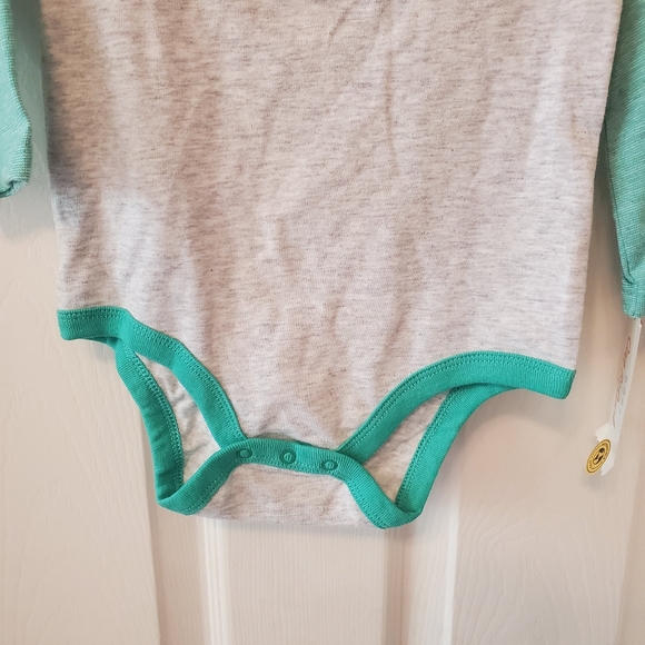 NWT cat & jack 18 months Teal and grey onesie - Picture 6 of 8